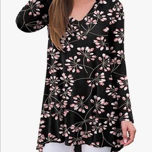 Cute ladies tunic for fall. Size 2XL. Light material. Nice fit.